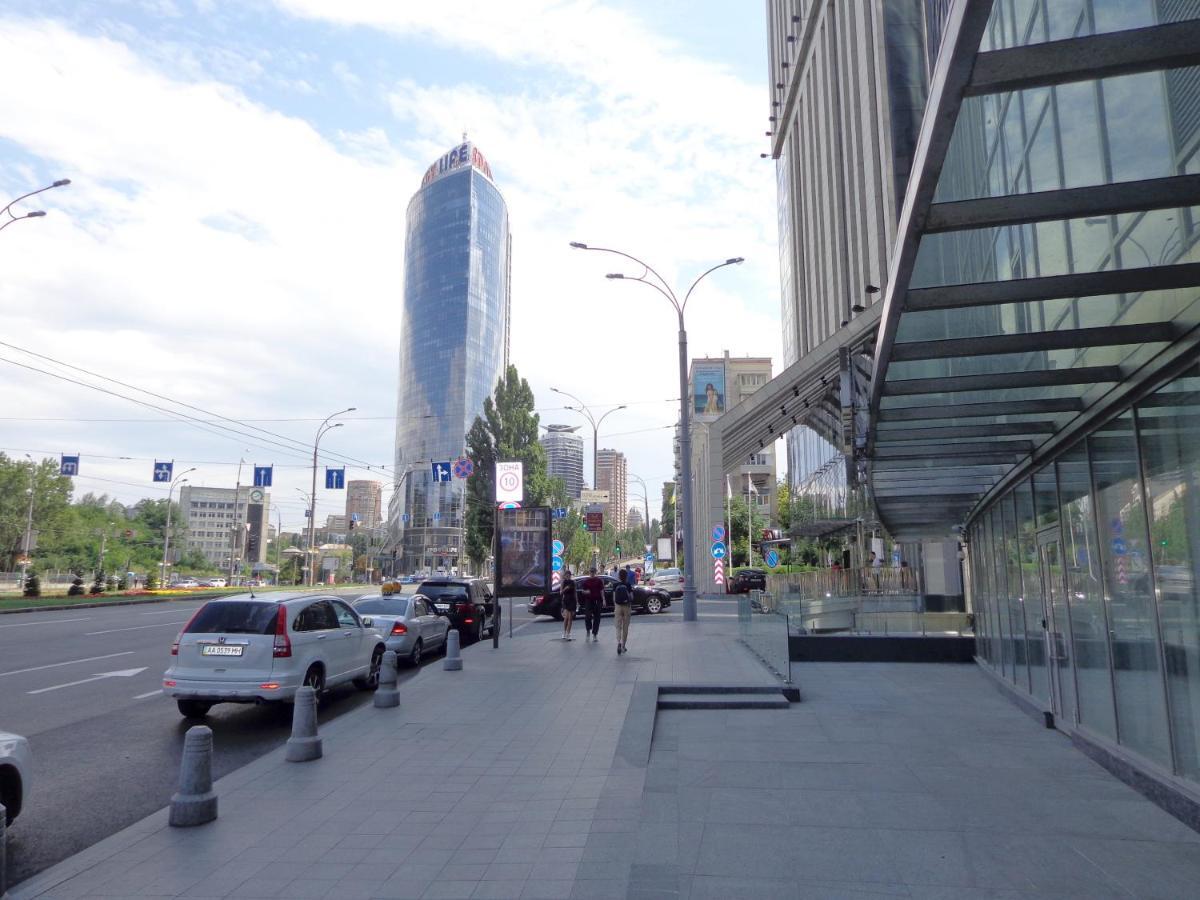 Vip Apartment Studio On Lesi Ukrainky 17 Blvd Kiev Ngoại thất bức ảnh